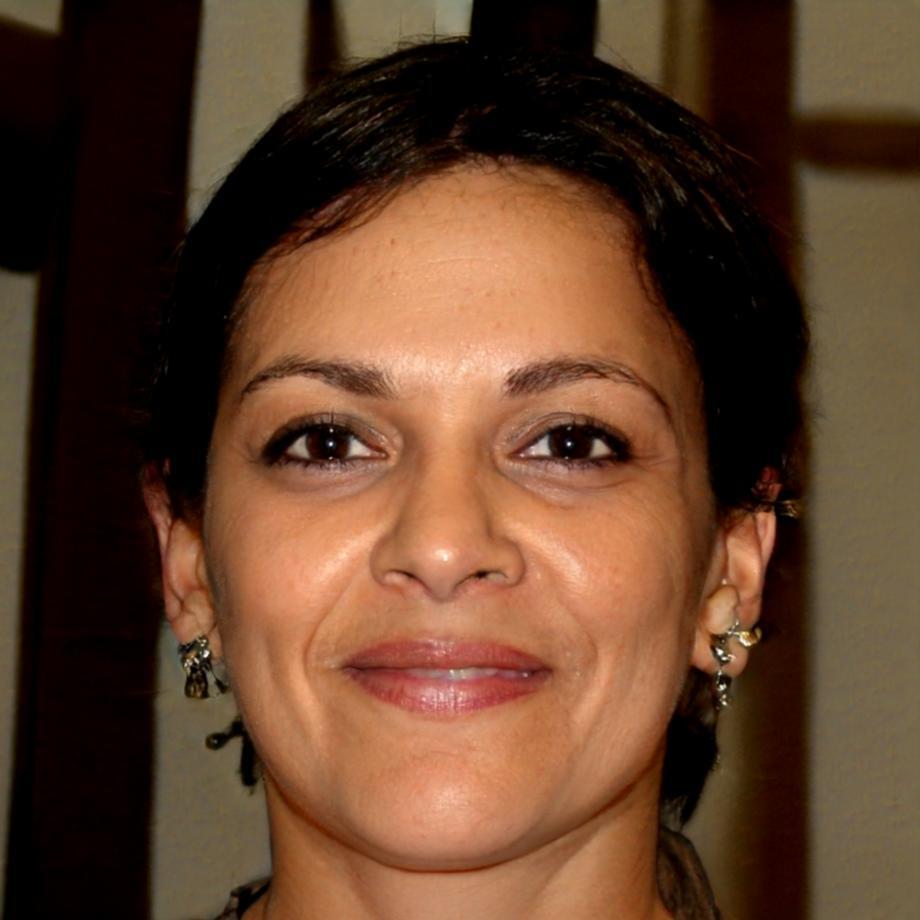 Prof. Ana Costa, Consultora Financeira